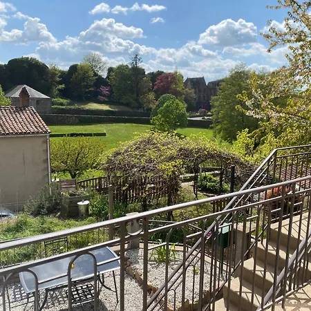 Maison 10km Du Puy Du Fou 50 M2 Mortagne-sur-Sevre